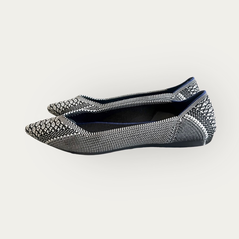 Rothy’s Rare Retired Python The Point Flats Black… - image 2